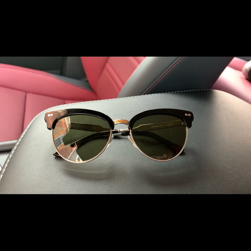 Pristine Gucci Sunglasses